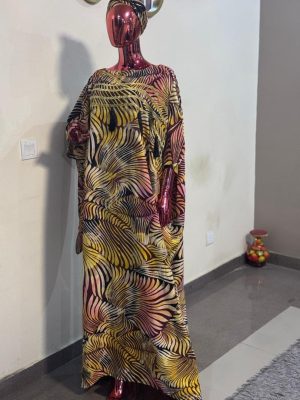 Adire boubou with velvet and tassel Free size (Size 14-18)
- FMU0942
